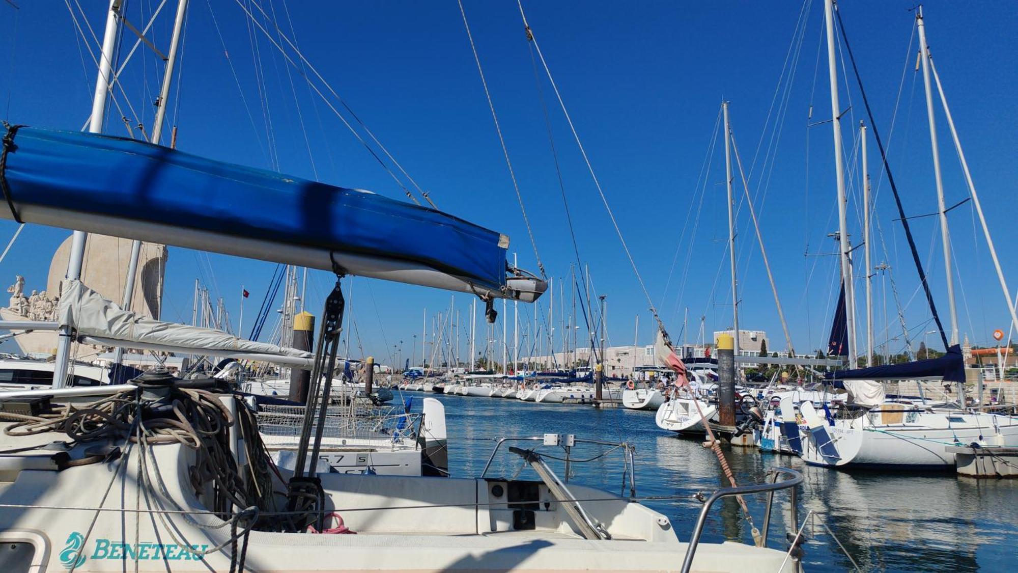 Sem Gritos Botel Lissabon